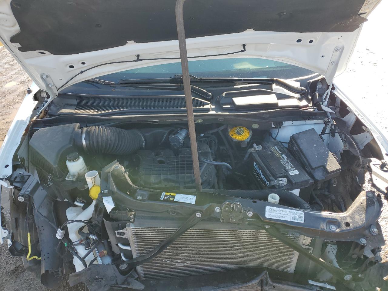 2019 Dodge Caravan - Image 12