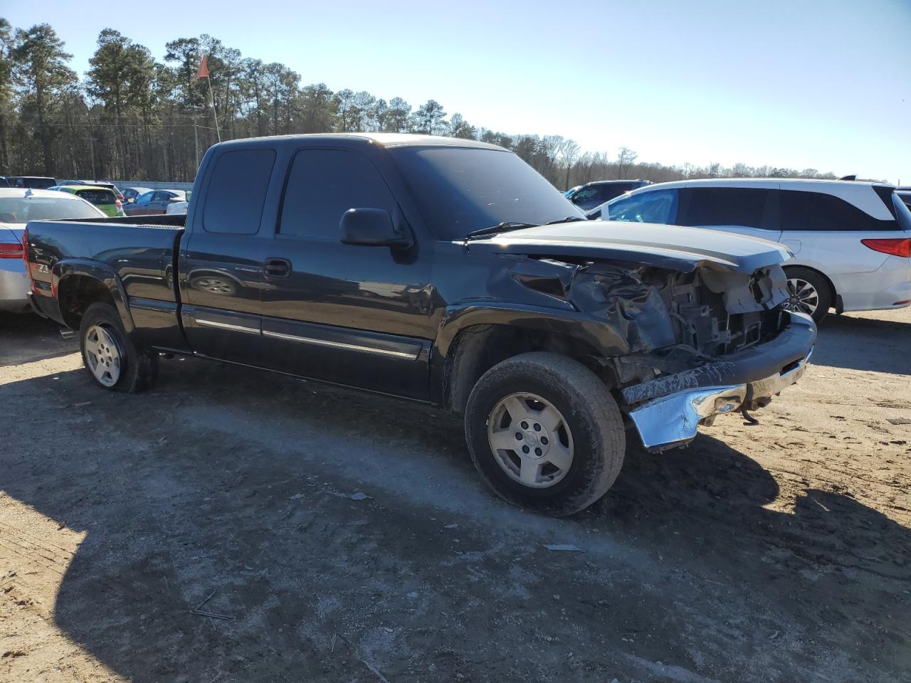 2003 Chevrolet Silverado - Image 4