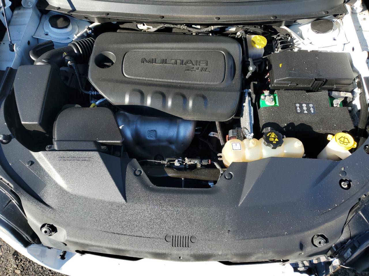 2019 Jeep Grand Cherokee - Image 13