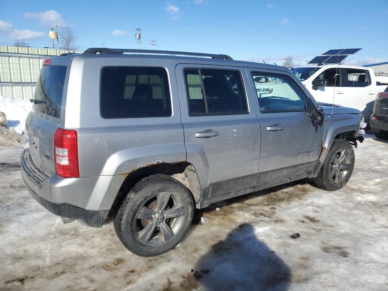 2016 Jeep Liberty (Patriot) - Image 3