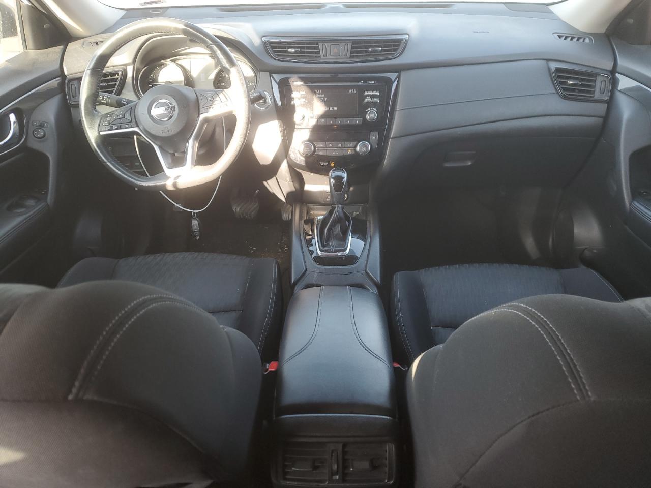 KNMAT2MV5HP533154 NISSAN ROGUE 2017