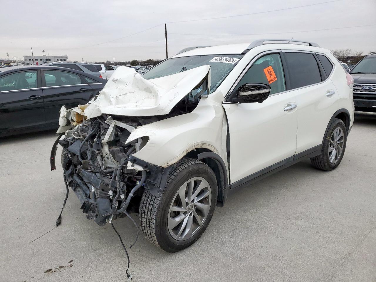 2015 Nissan Rogue - Image 1