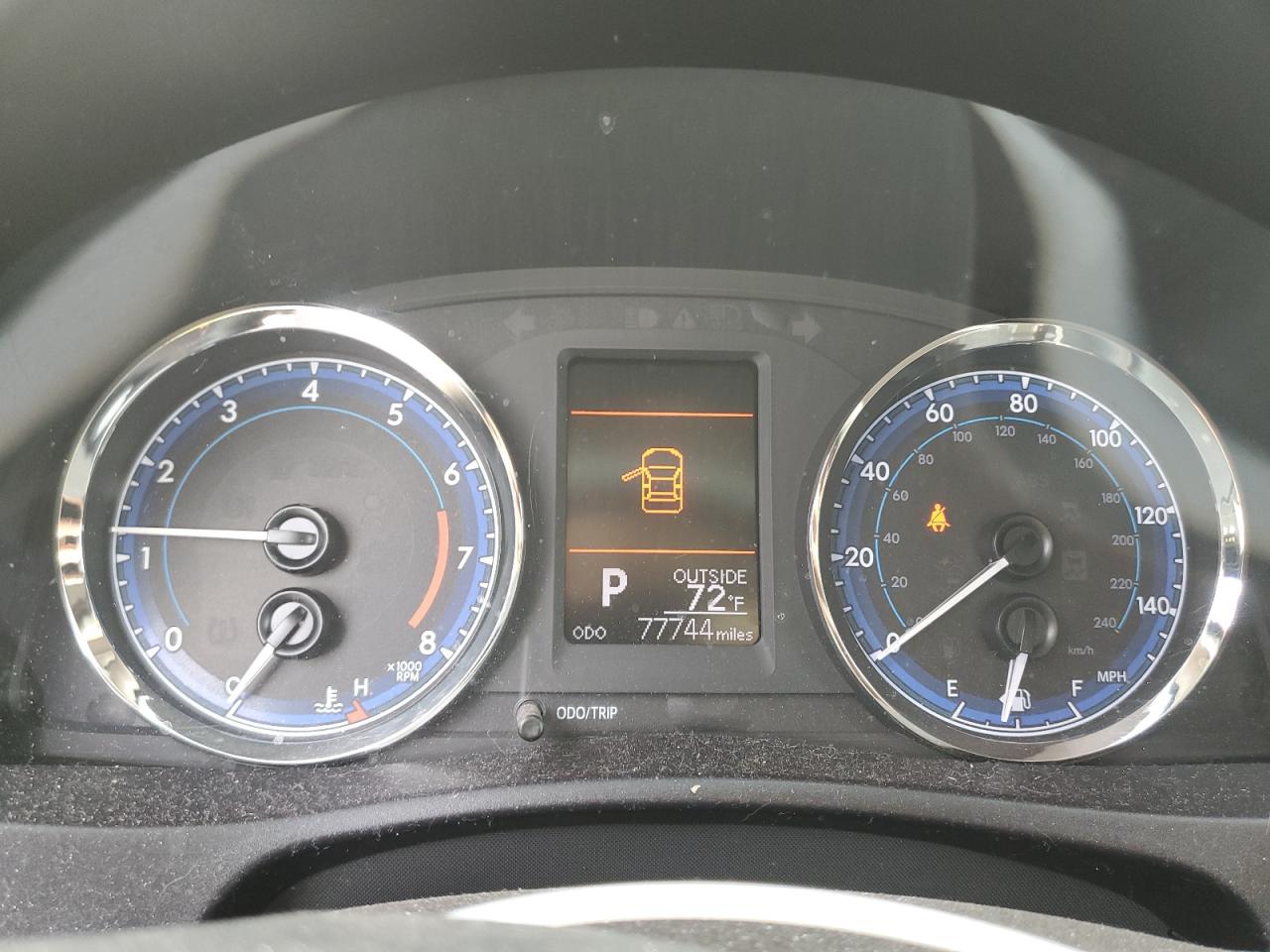5YFBURHE9KP885275 TOYOTA COROLLA 2019