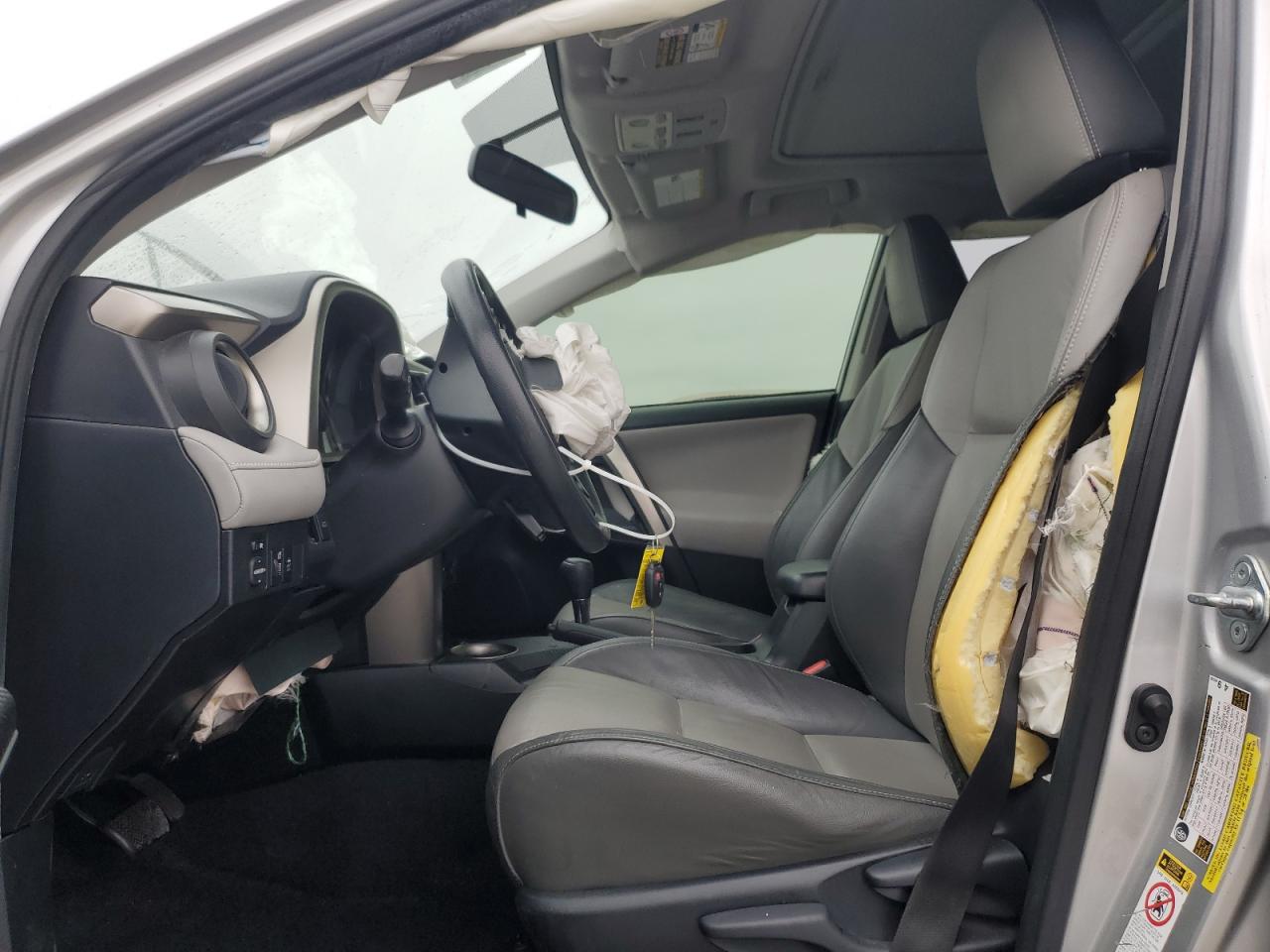 2015 Toyota RAV 4 - Image 7