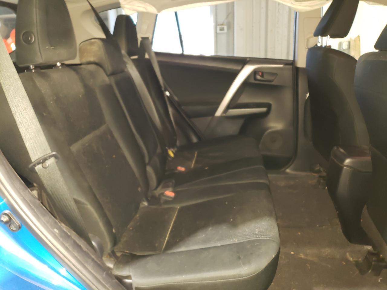 JTMBFREV9HJ134141 TOYOTA RAV4 2017