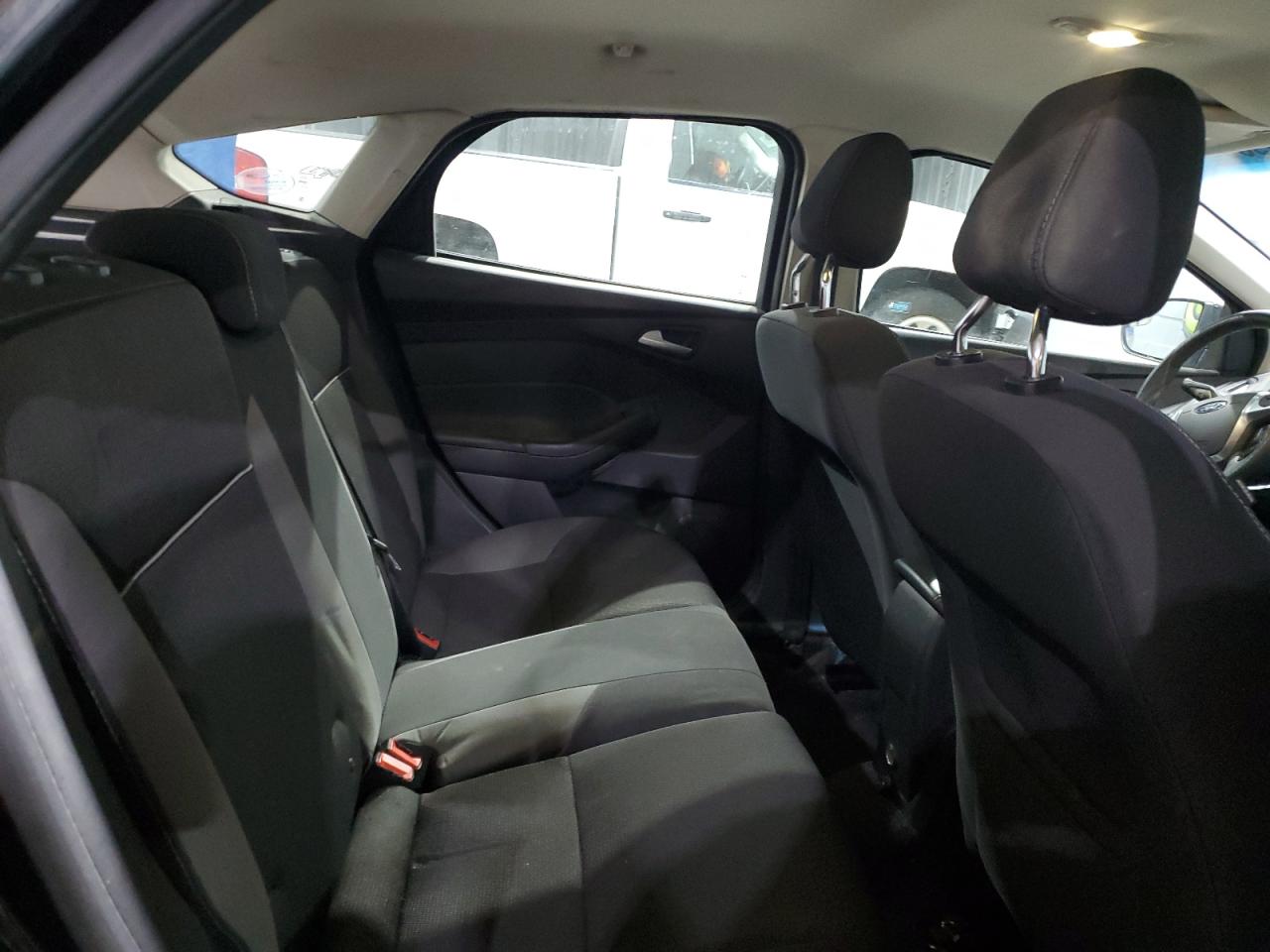 2012 Ford Focus - Image 11