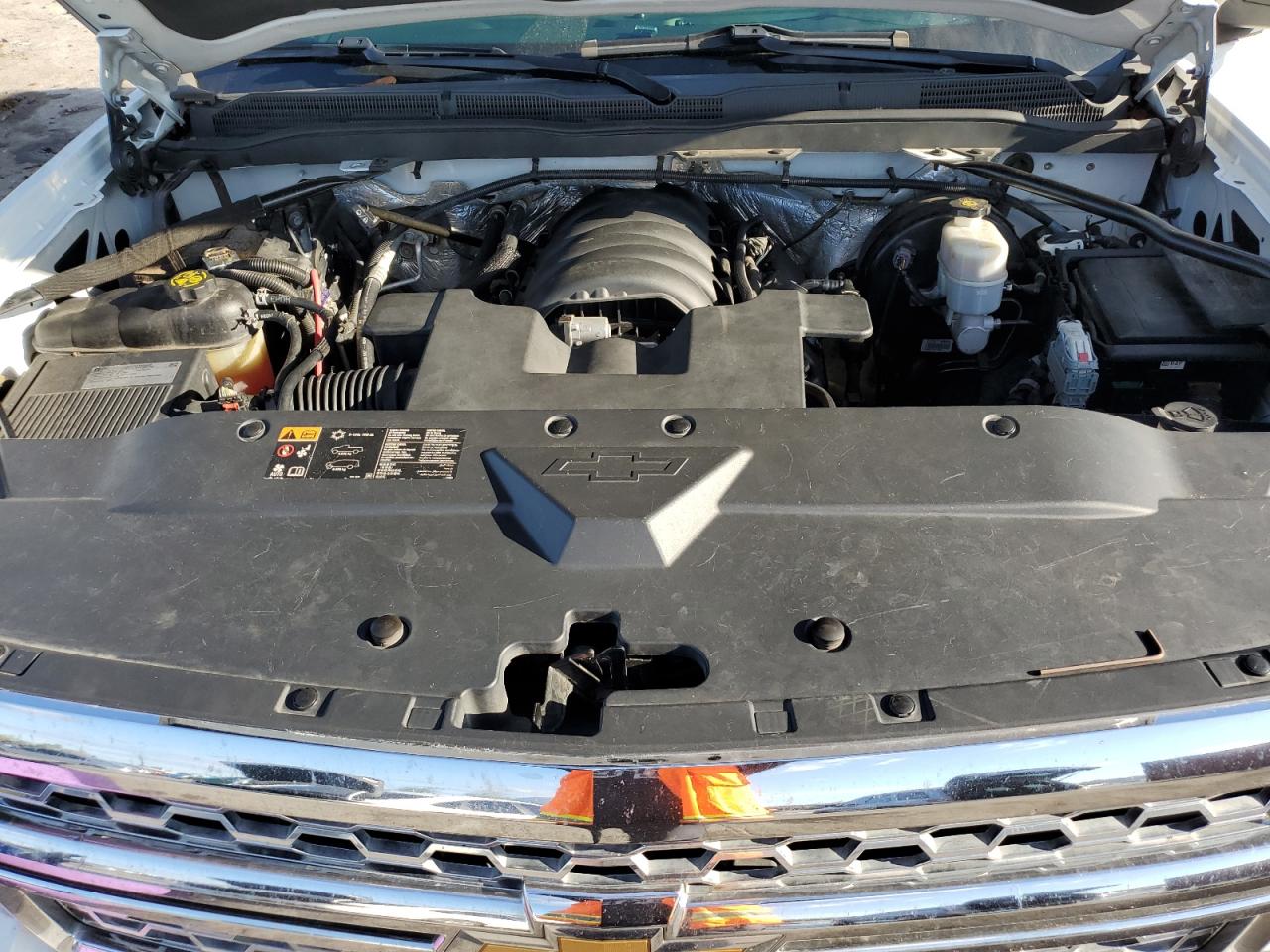 2015 Chevrolet Silverado - Image 13