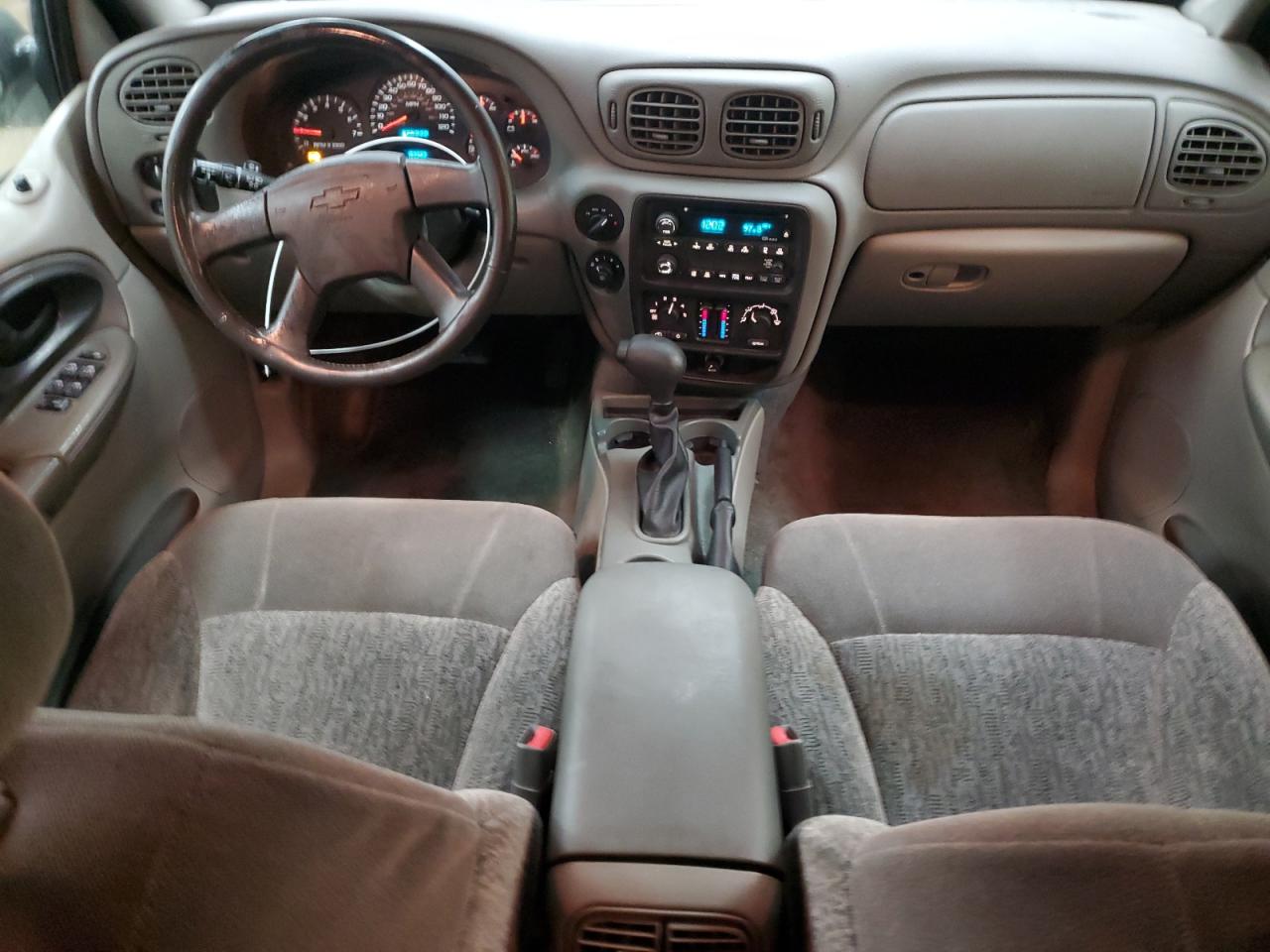 2003 Chevrolet TrailBlazer - Image 8