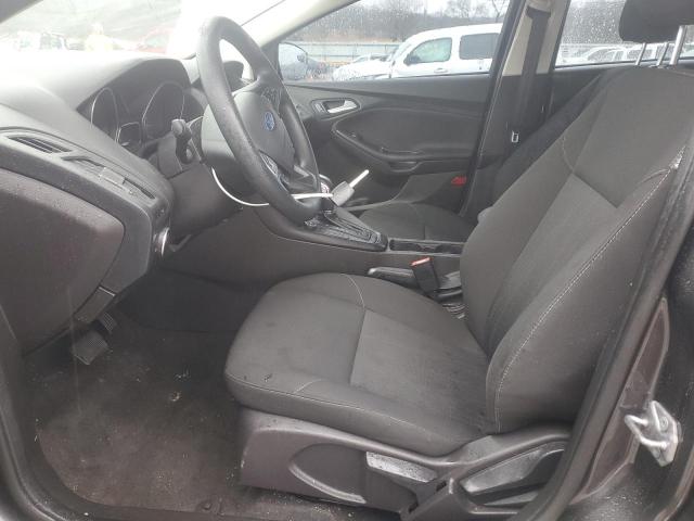 Sedans FORD FOCUS 2016 Silver
