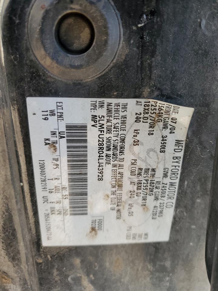2004 Lincoln Navigator - Image 15