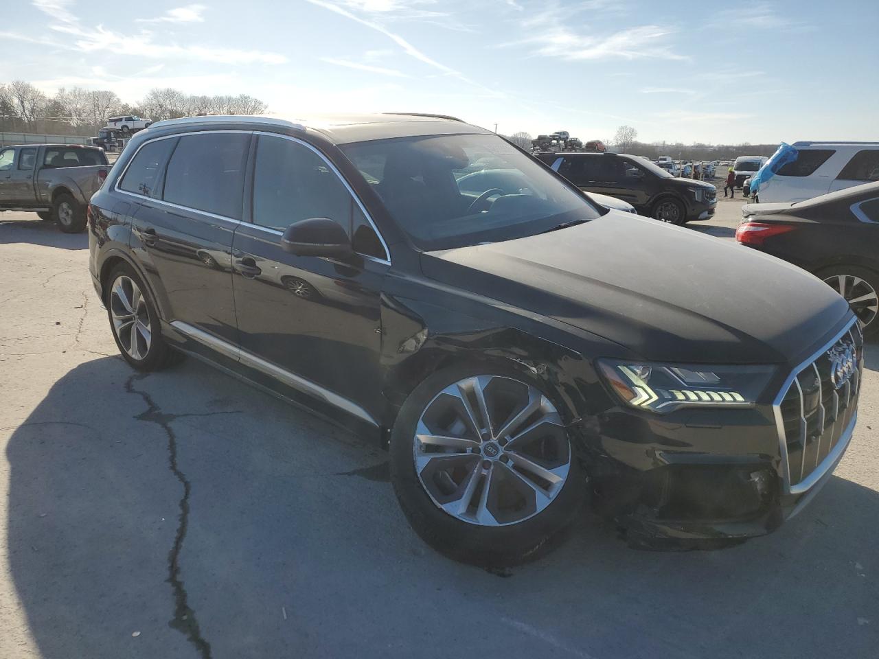 2024 Audi Q7 - Image 4