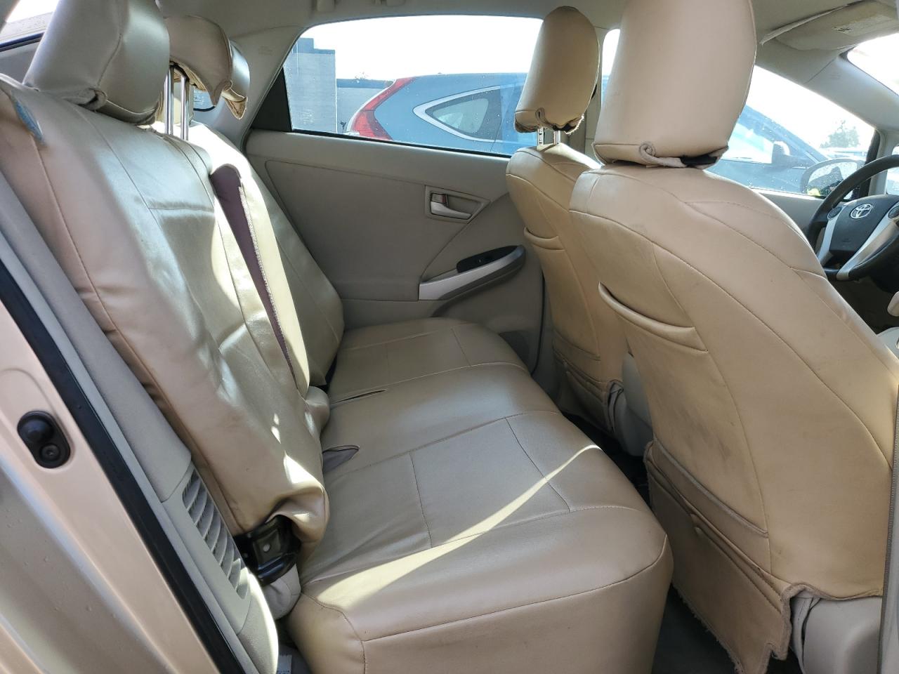 2011 Toyota Prius - Image 10