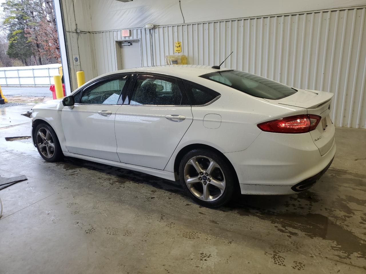 2015 Ford Fusion - Image 2