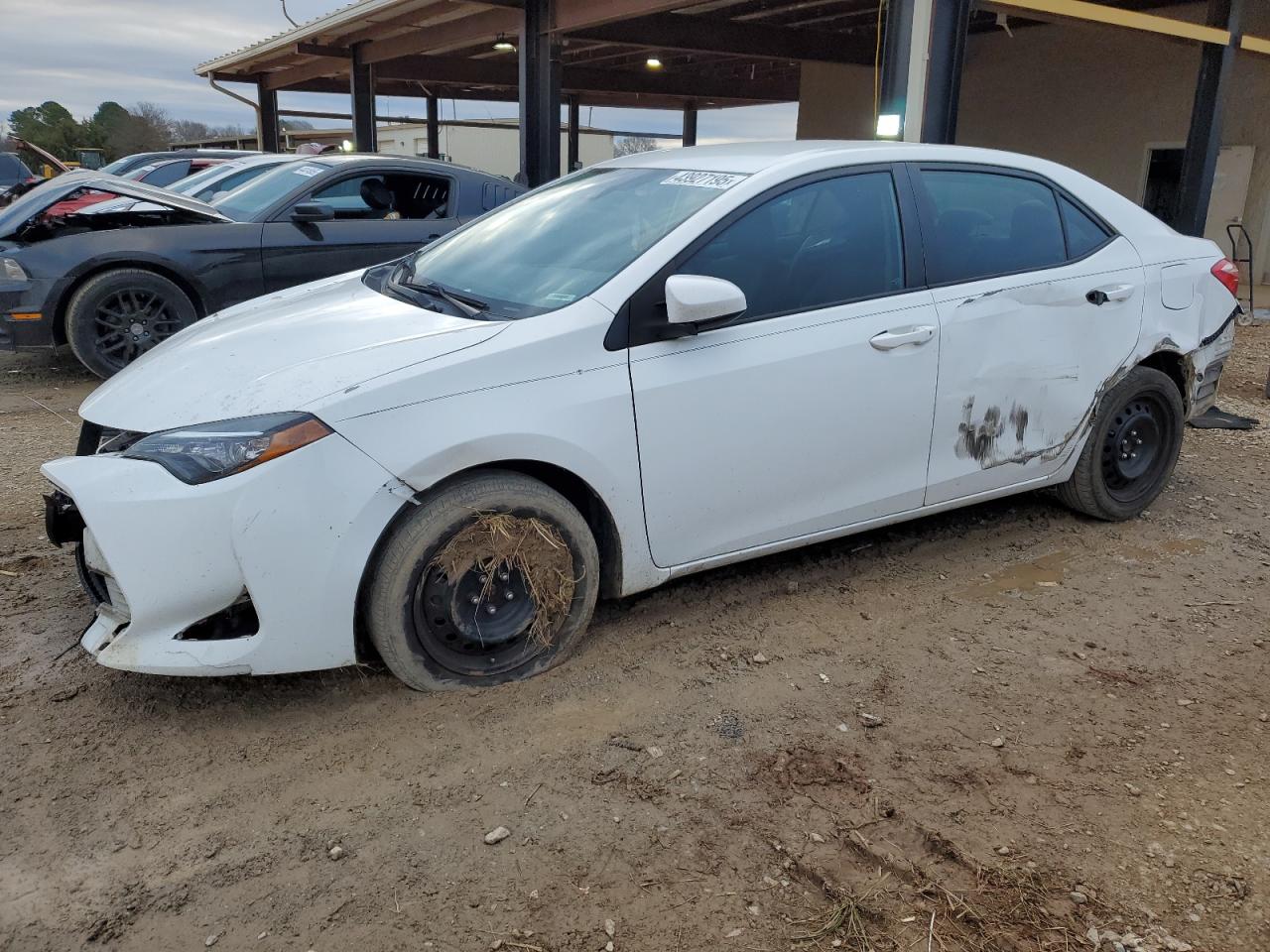 5YFBURHEXHP599010 TOYOTA COROLLA 2017