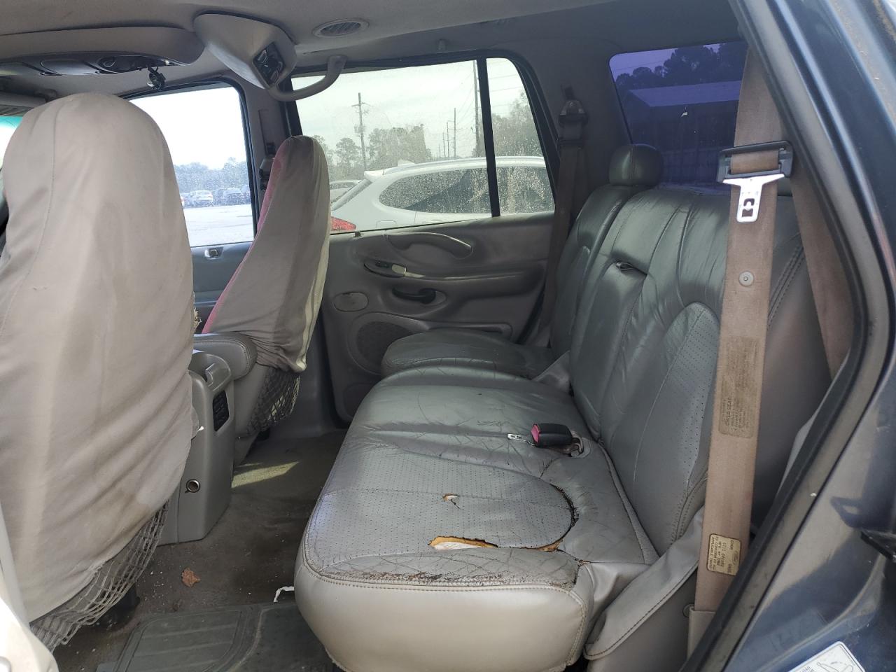 1998 Ford Expedition - Image 11