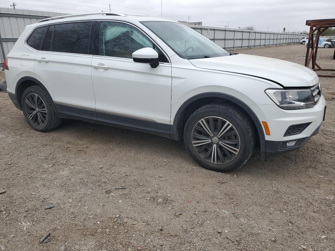 2019 Volkswagen Tiguan - Image 4