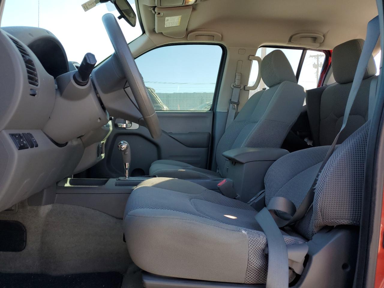 2015 Nissan Navara (Frontier) - Image 7