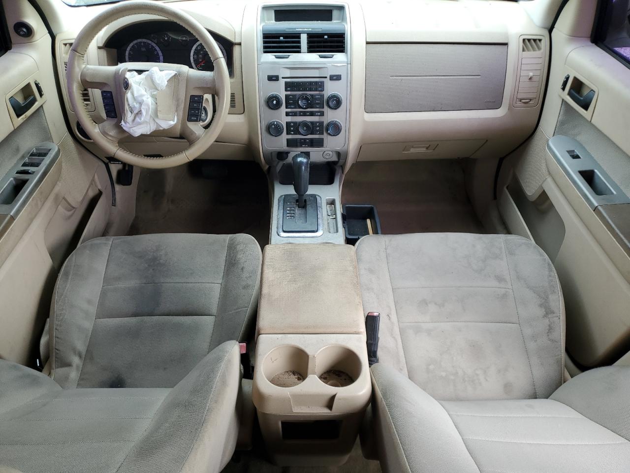 2010 Ford Escape - Image 8