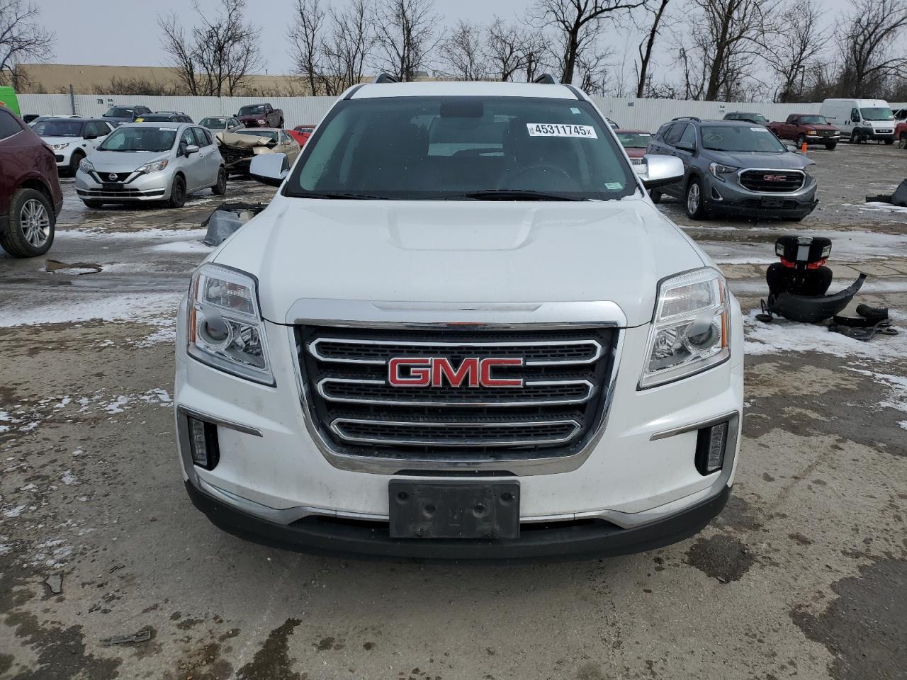 2017 GMC Terrain - Image 5
