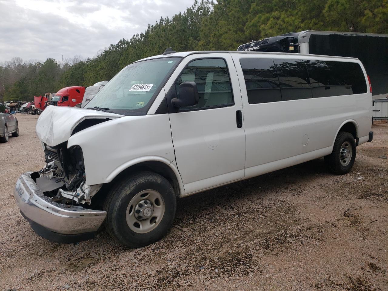 2017 Chevrolet Express - Image 1