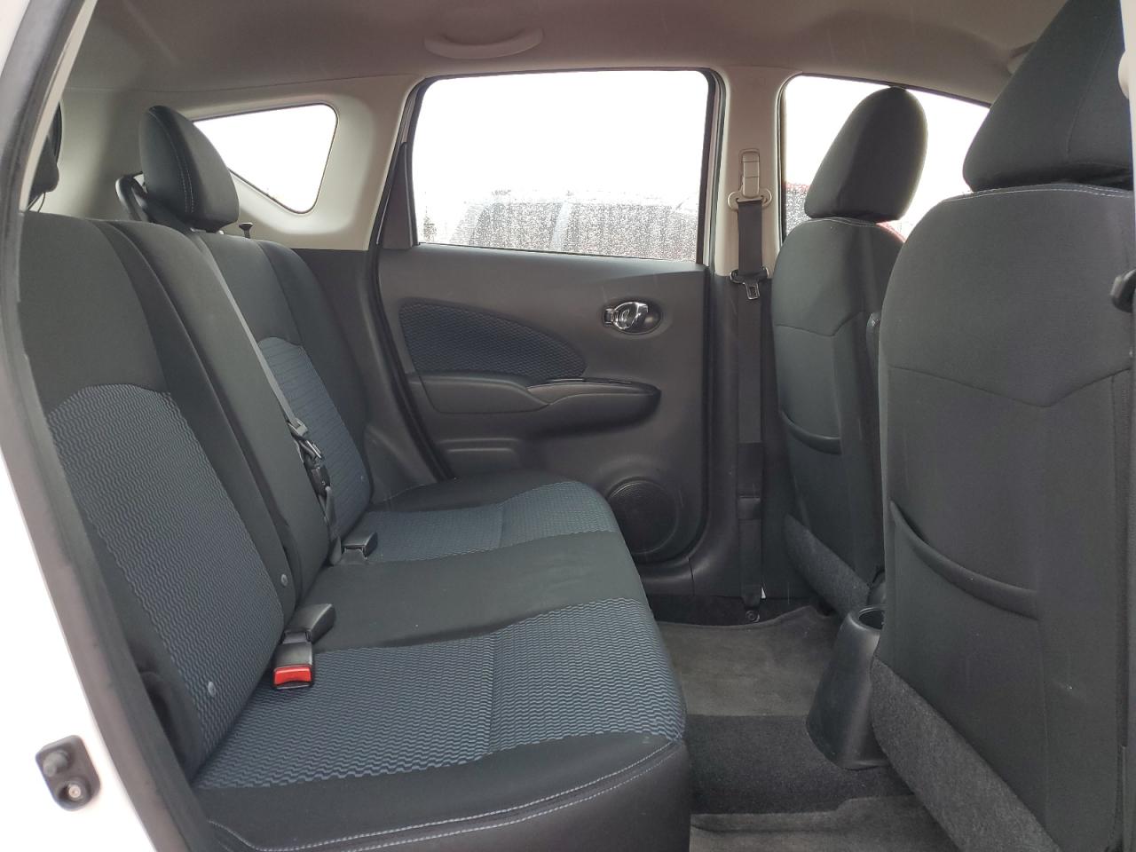 2015 Nissan Versa - Image 10