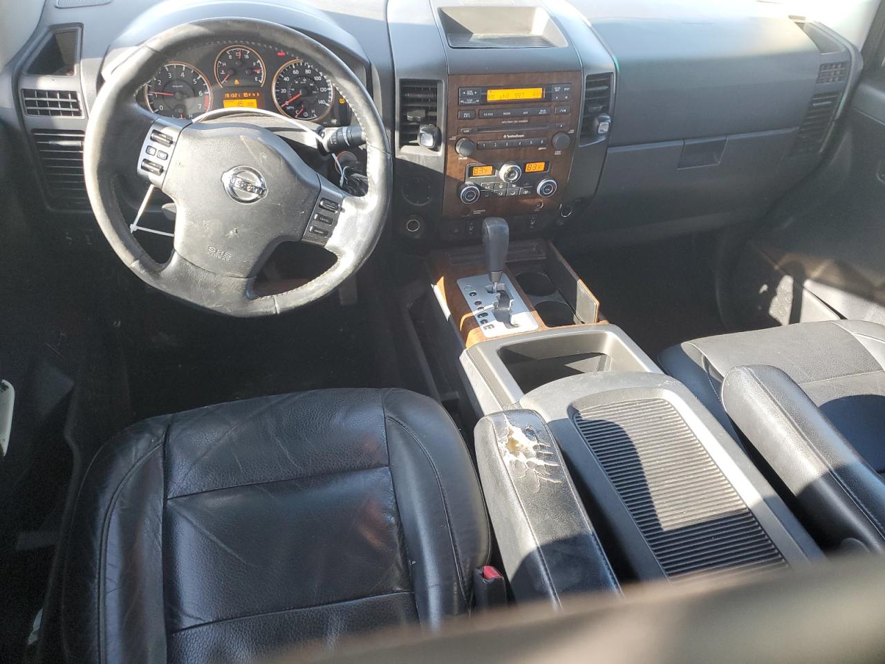 2008 Nissan Titan - Image 8