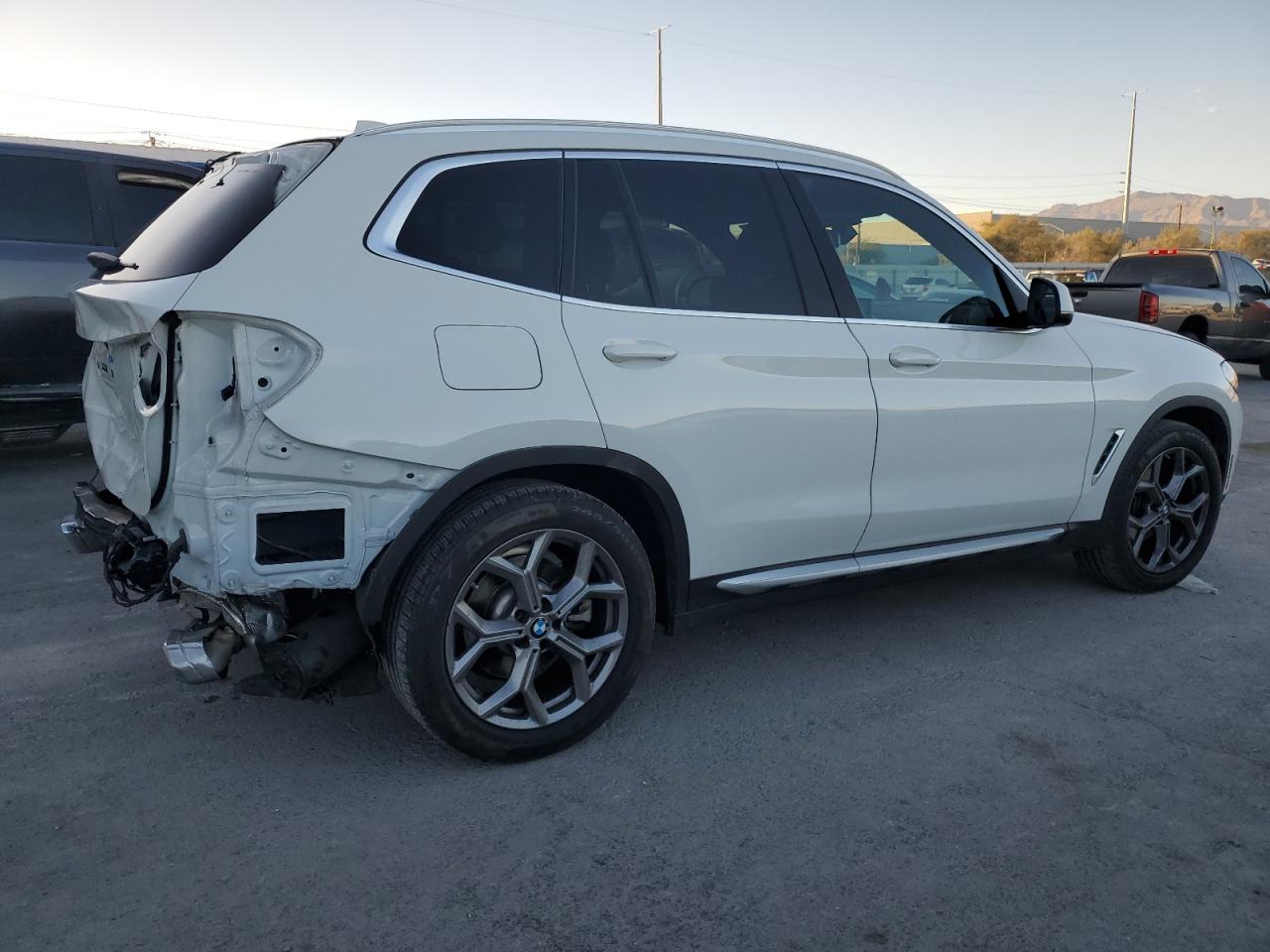 2022 BMW X3 - Image 3