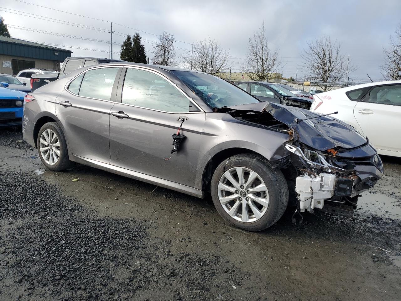 4T1B11HK8JU010217 TOYOTA CAMRY 2018