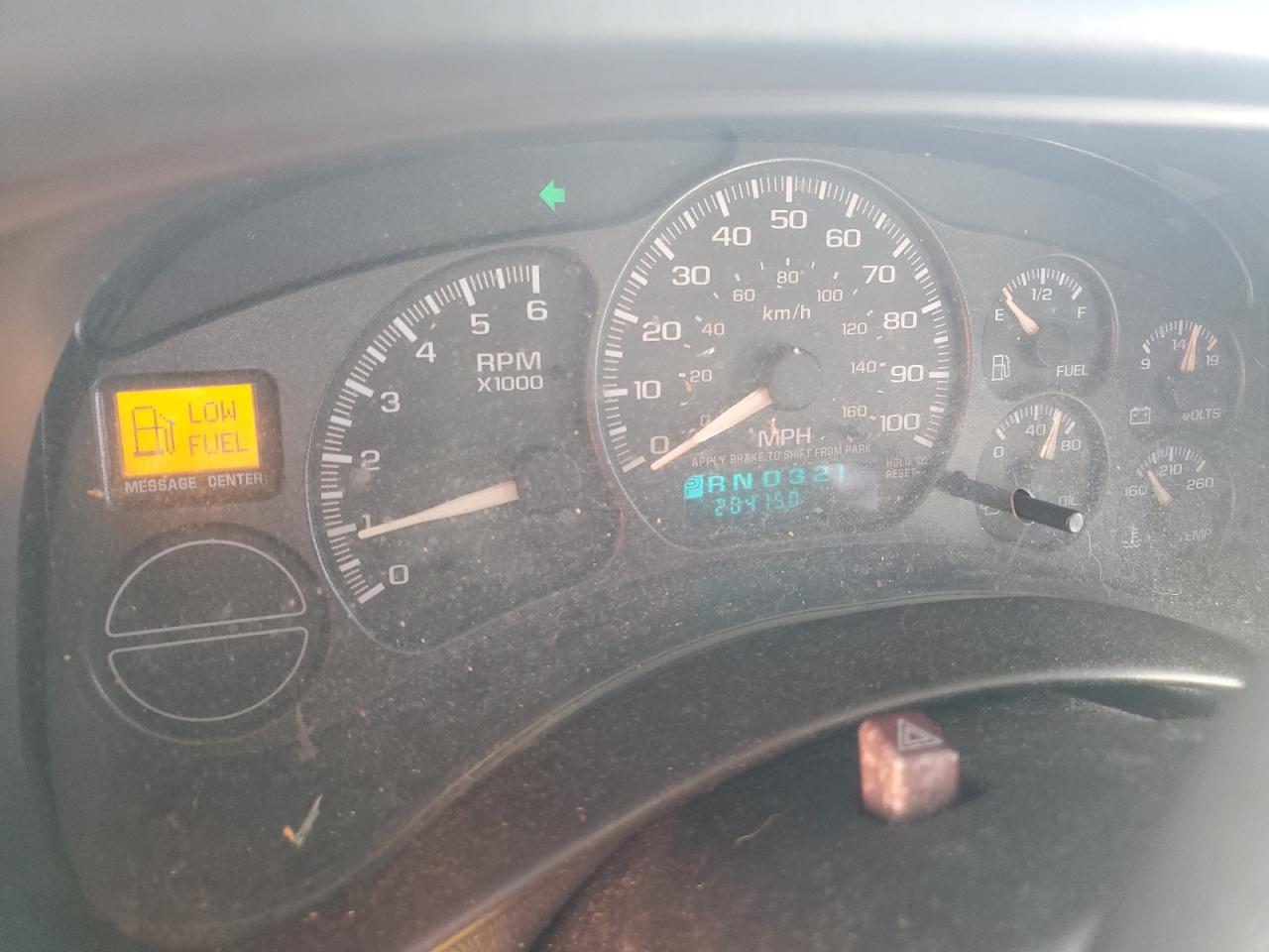 2002 Chevrolet Silverado - Image 9