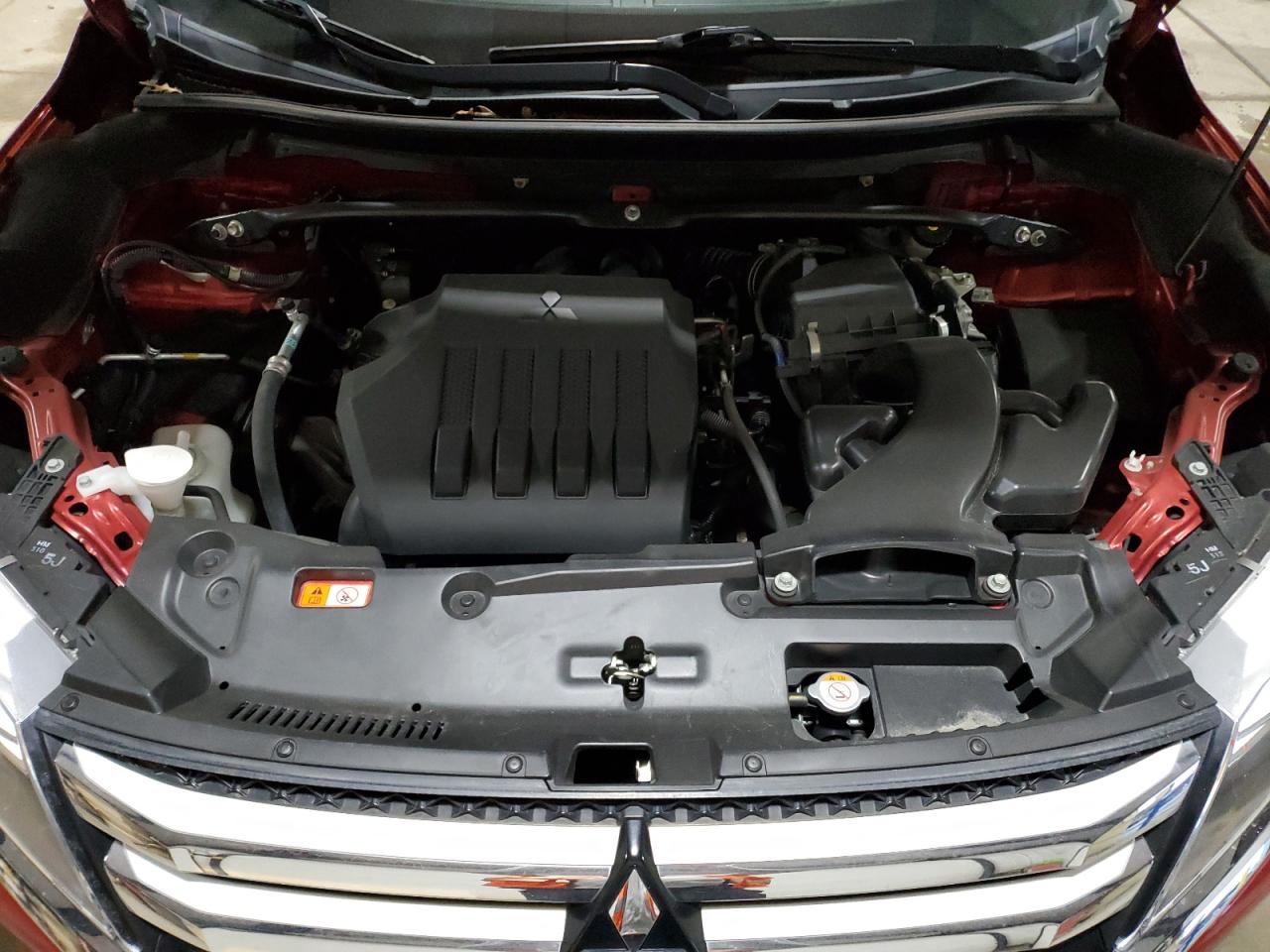 2019 Mitsubishi Eclipse - Image 12