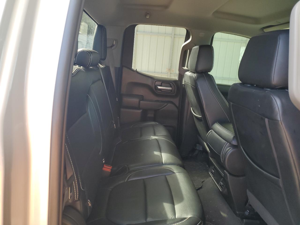2020 Chevrolet Silverado - Image 10