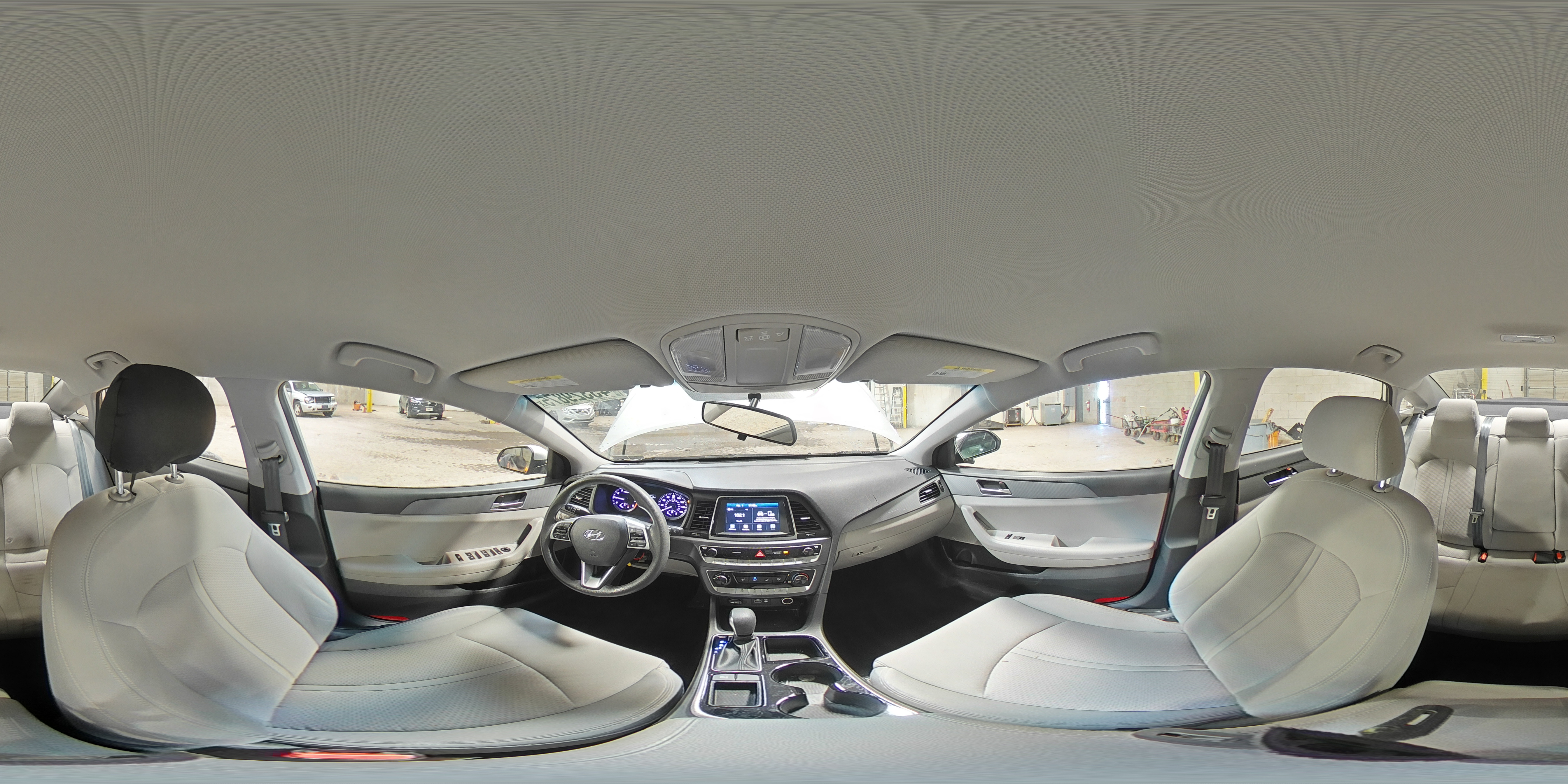 2019 Hyundai Sonata - Image 14