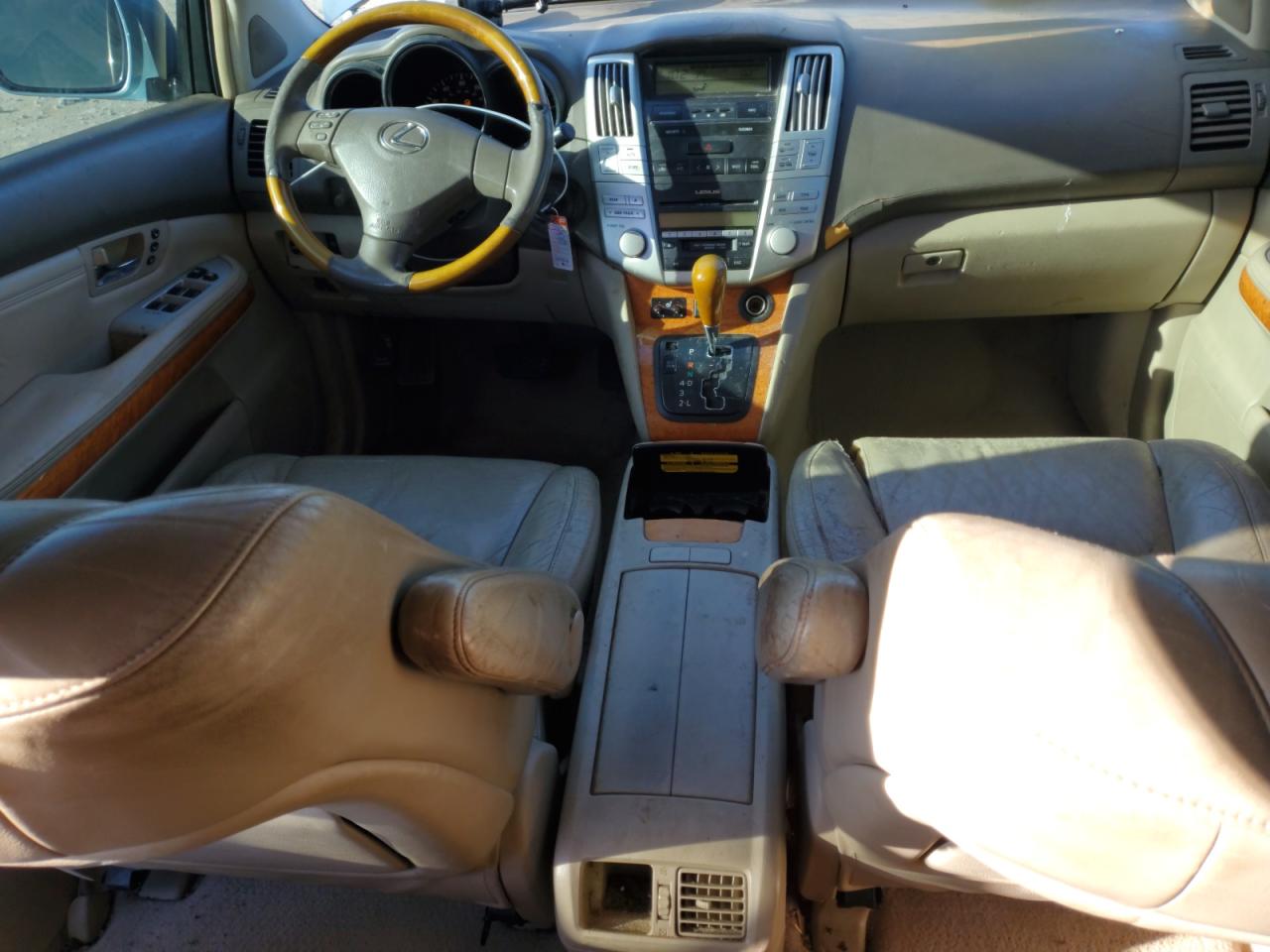 2004 Lexus RX - Image 8