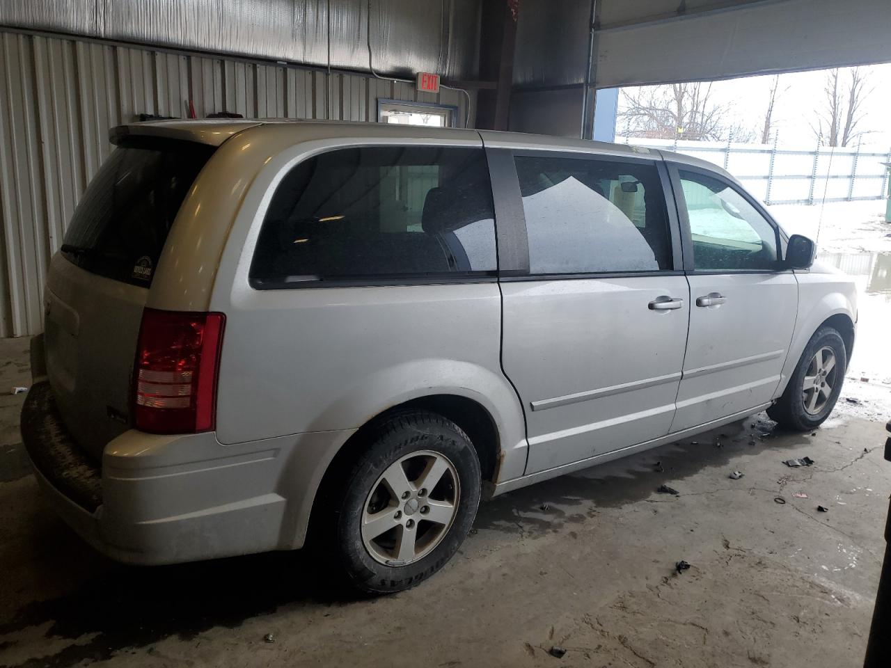2011 Dodge Caravan - Image 3
