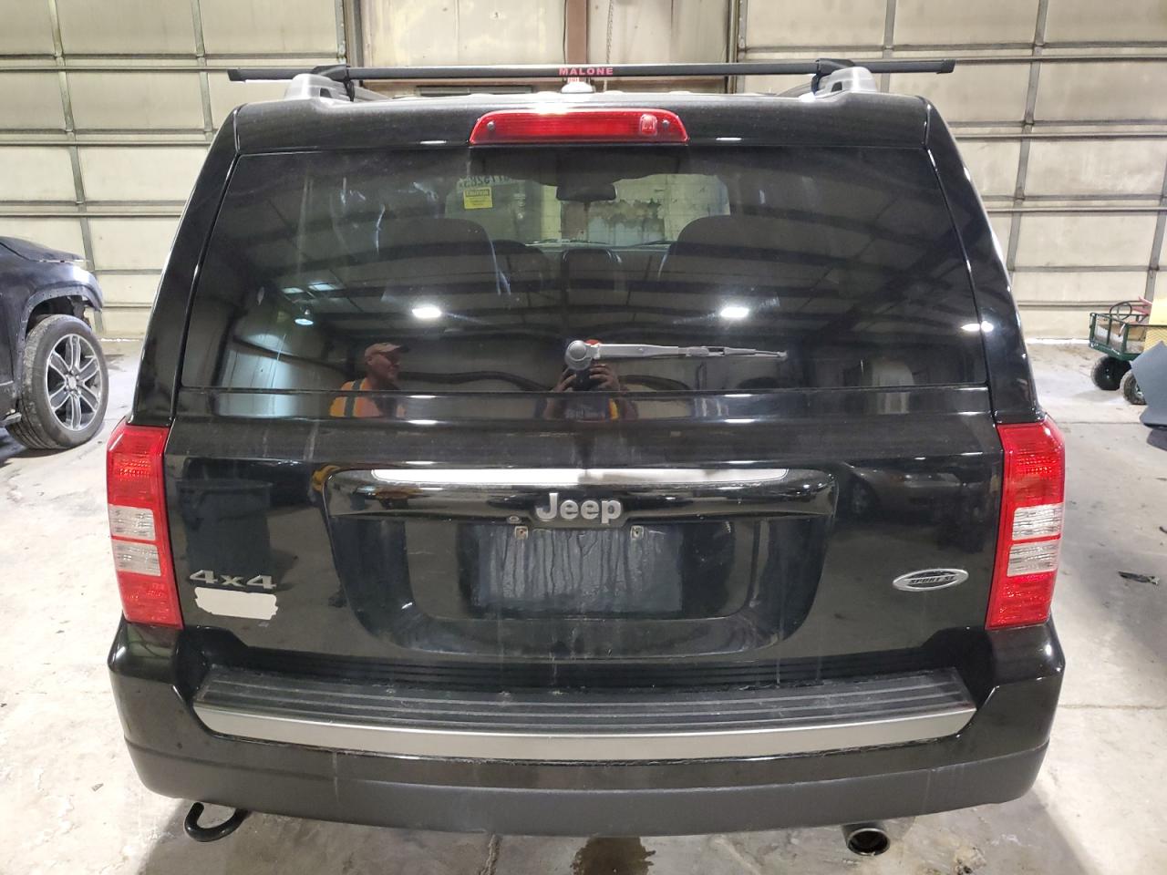 2016 Jeep Liberty (Patriot) - Image 6