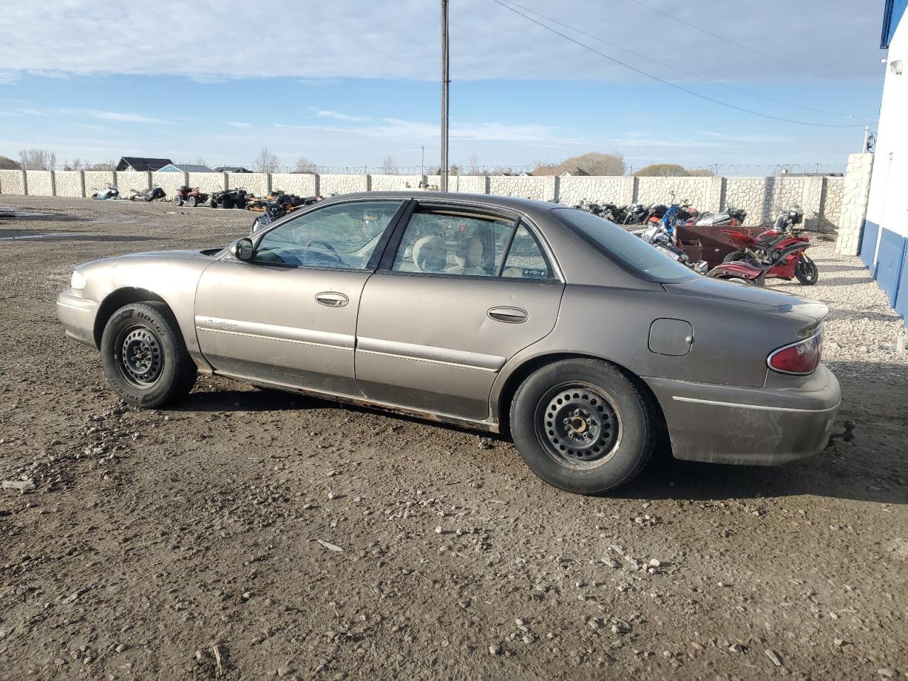 2002 Buick Century - Image 2