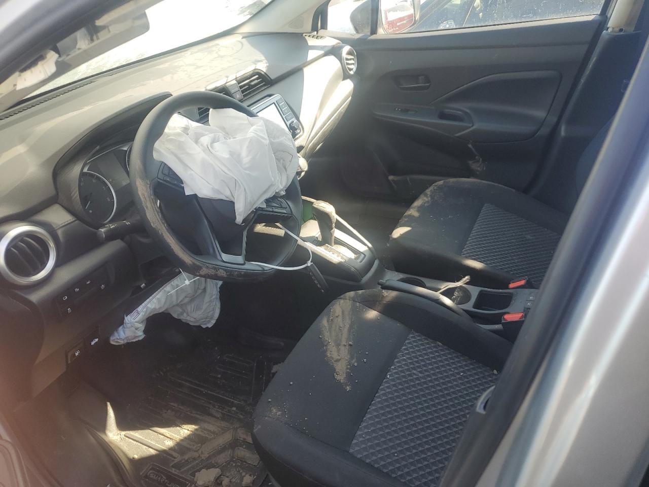 3N1CN8DV2PL871923 NISSAN VERSA 2023