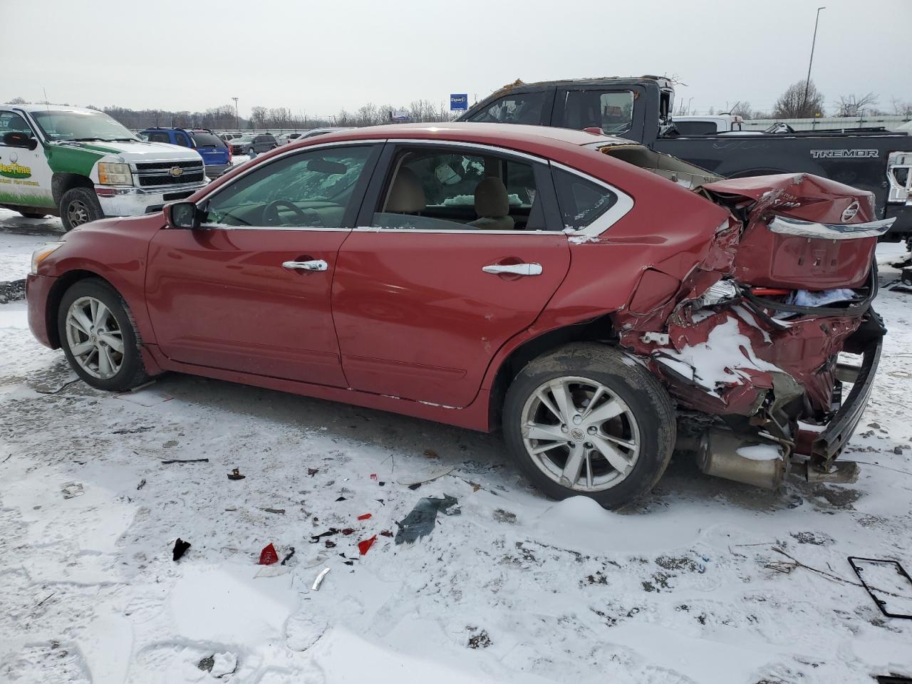 2015 Nissan Altima - Image 2