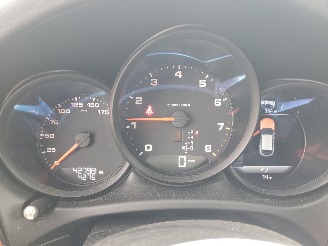 2018 Porsche Macan - Image 9