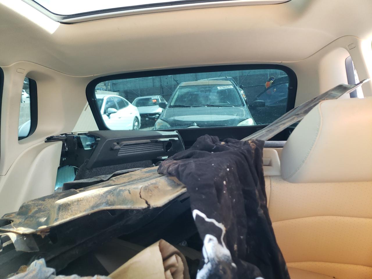 2017 Volkswagen Tiguan - Image 10