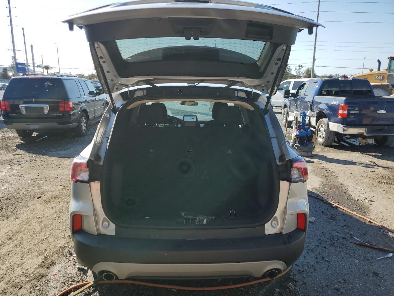 1FMCU0G65LUB31901 FORD ESCAPE 2020
