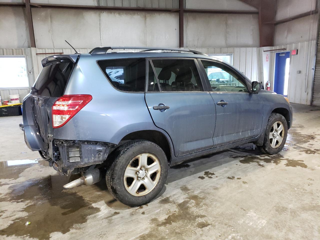 2010 Toyota RAV 4 - Image 3
