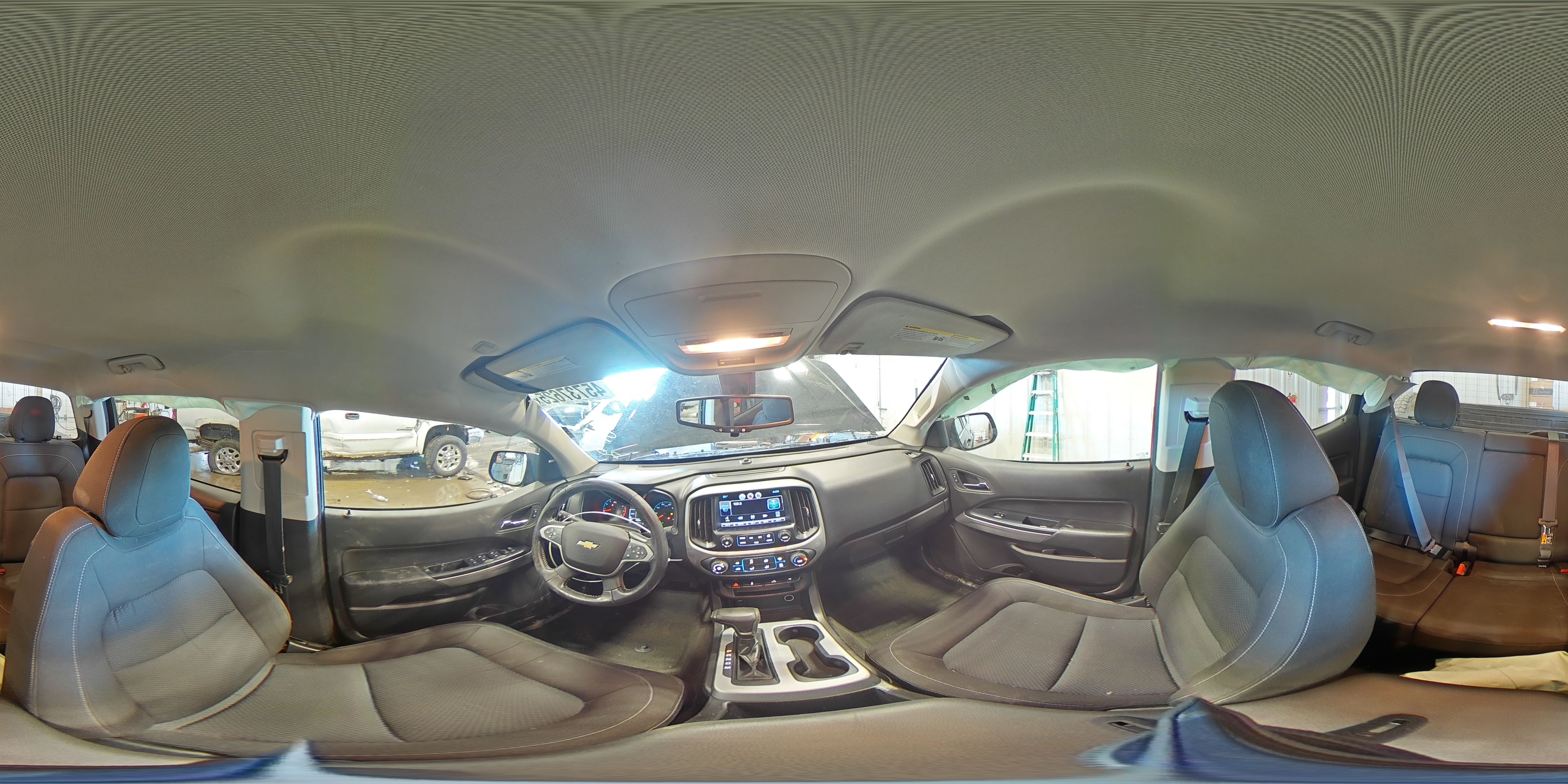 2015 Chevrolet Colorado - Image 14