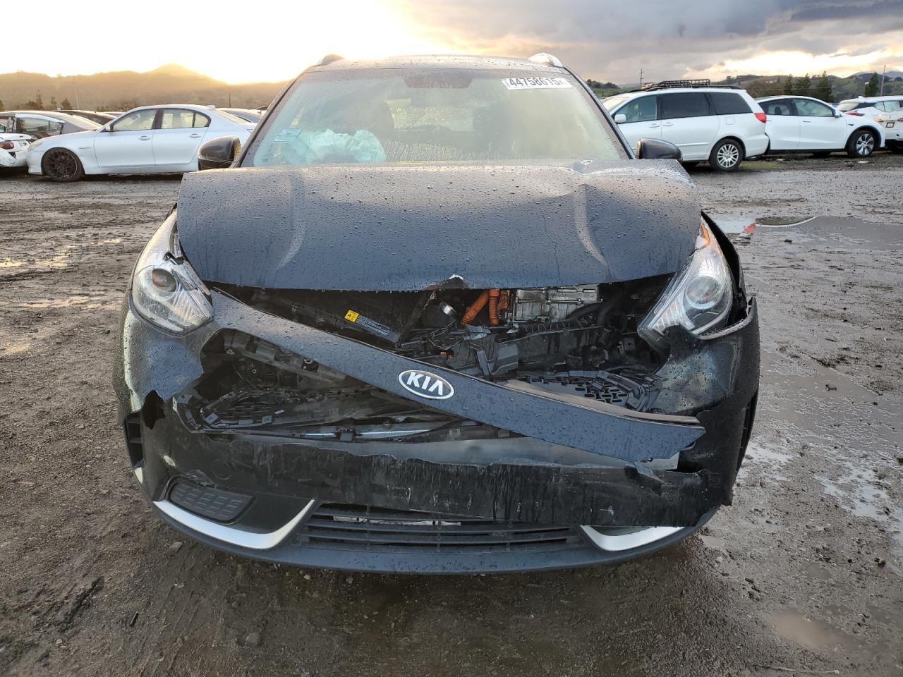 2019 Kia Niro - Image 5