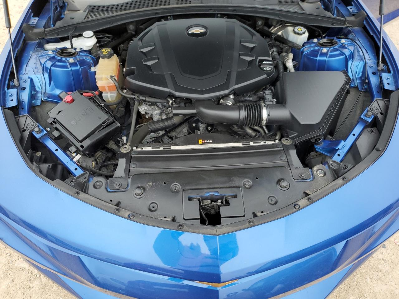 2018 Chevrolet Camaro - Image 11