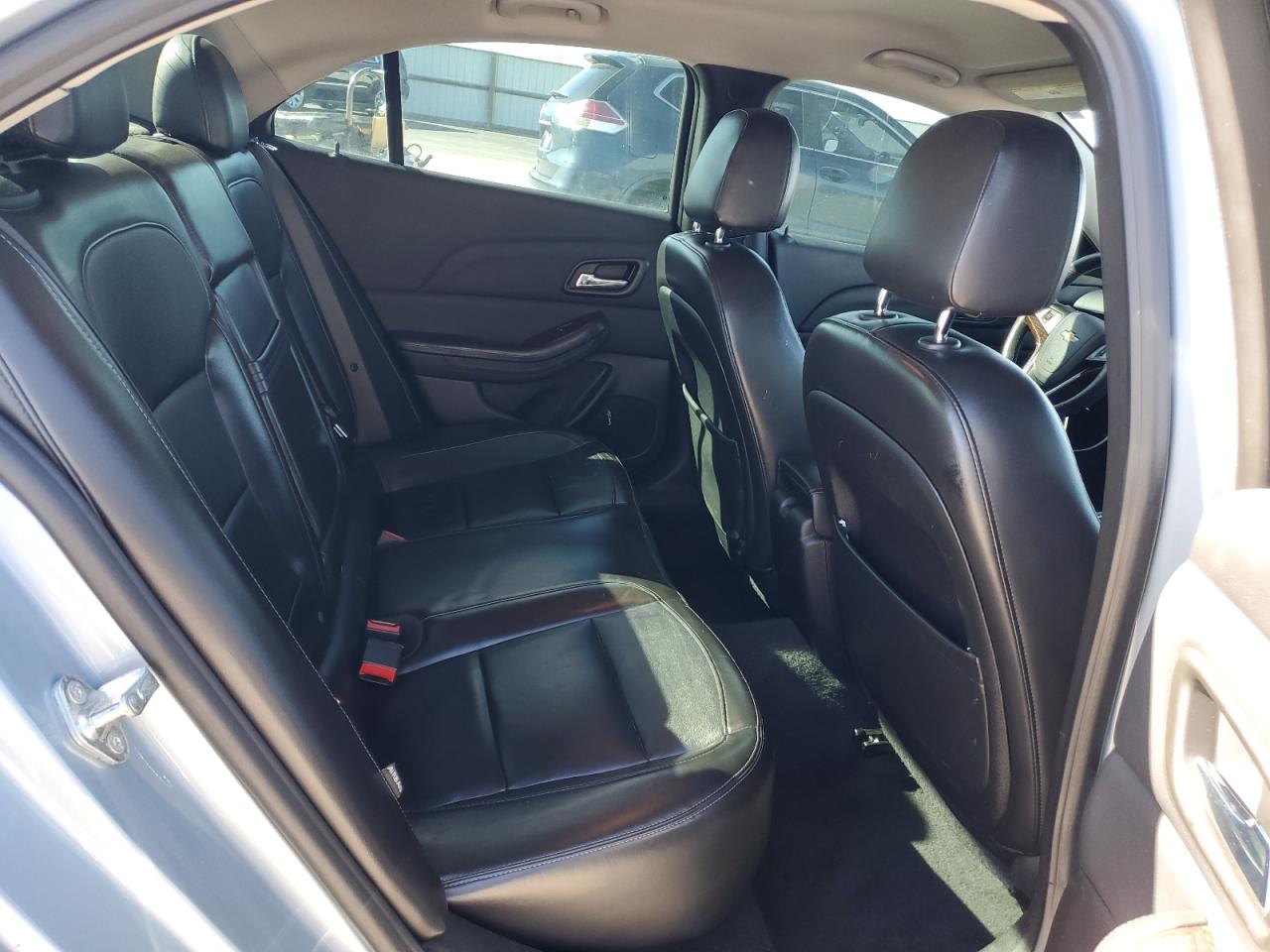 2013 Chevrolet Malibu - Image 10