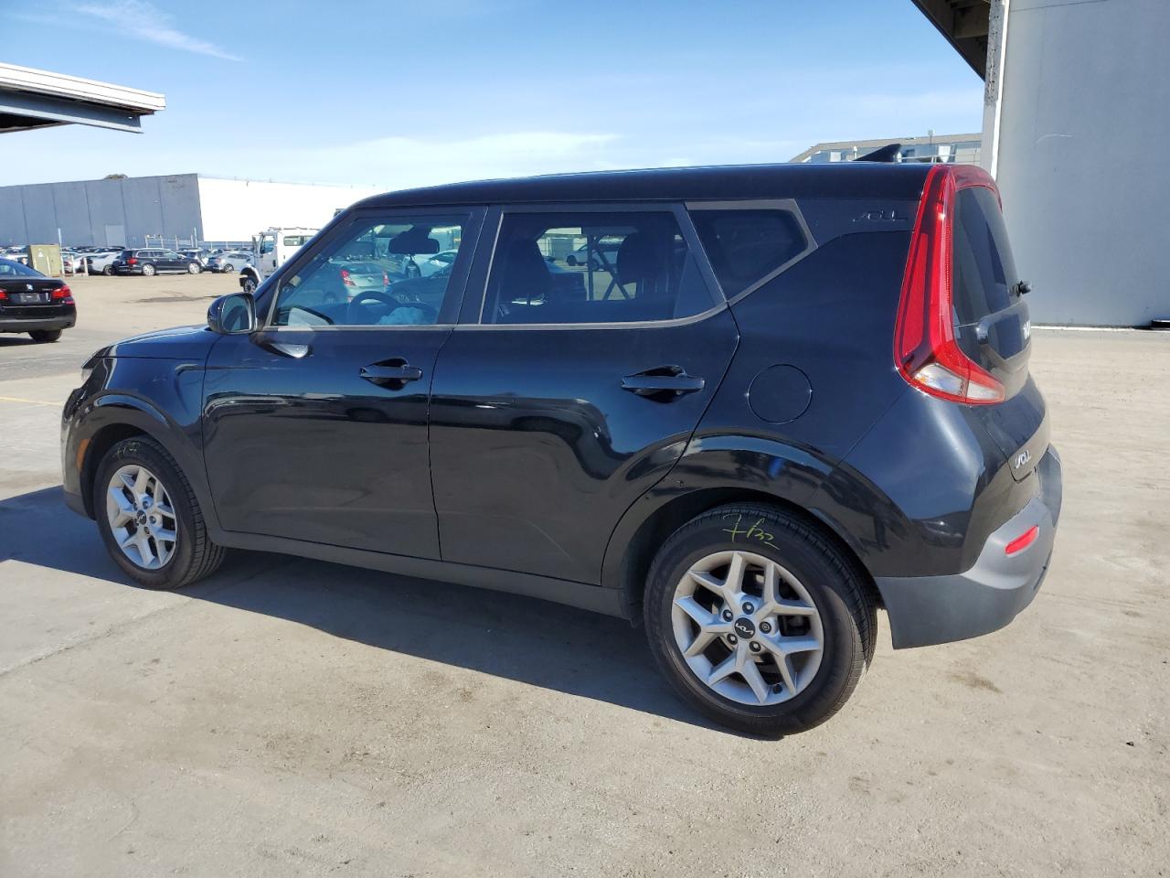 2022 Kia Soul - Image 2