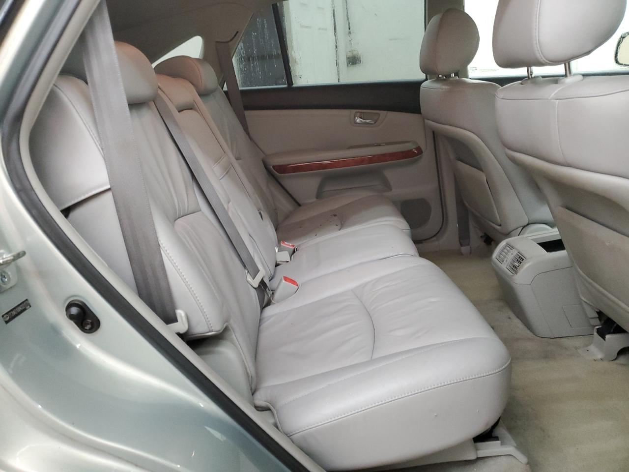 2004 Lexus RX - Image 11
