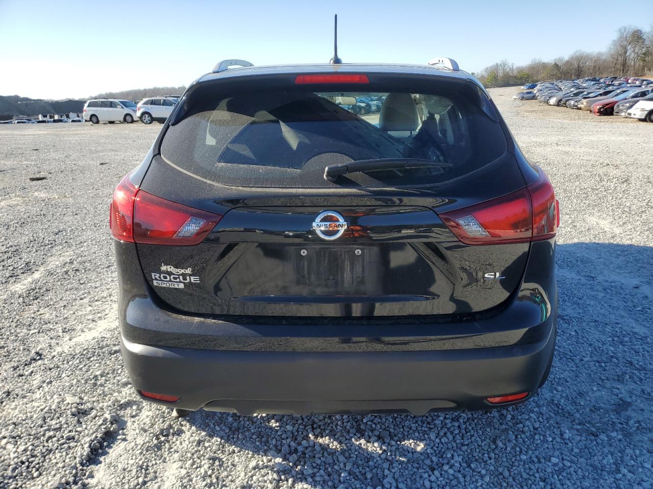 JN1BJ1CP7HW028930 NISSAN ROGUE 2017