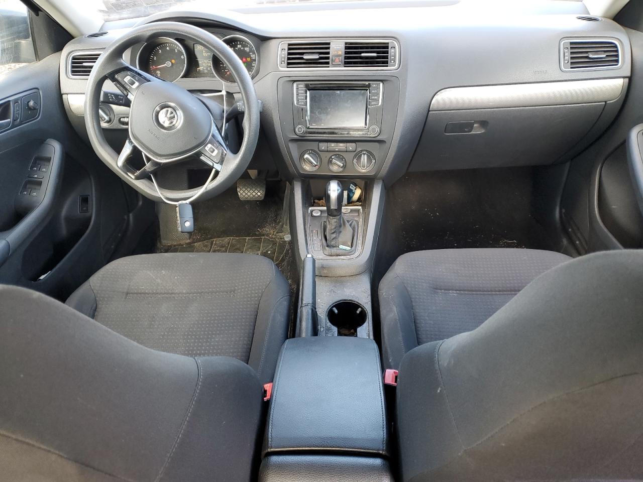 2016 Volkswagen Jetta - Image 8